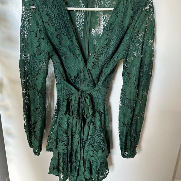 Saints + Secrets lace romper - Picture 4 of 7